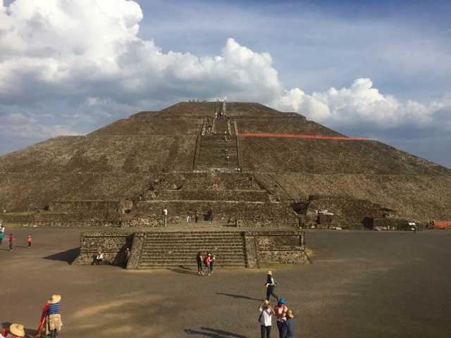temple of the sun at teotihuacan